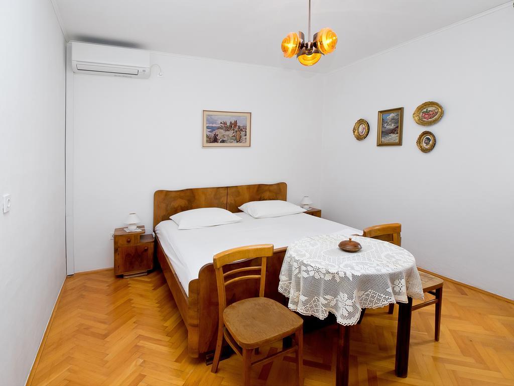 Apartments Dr. Vlasic Подстрана Номер фото